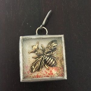 Jewel Kade Pendant - Bumble Bee